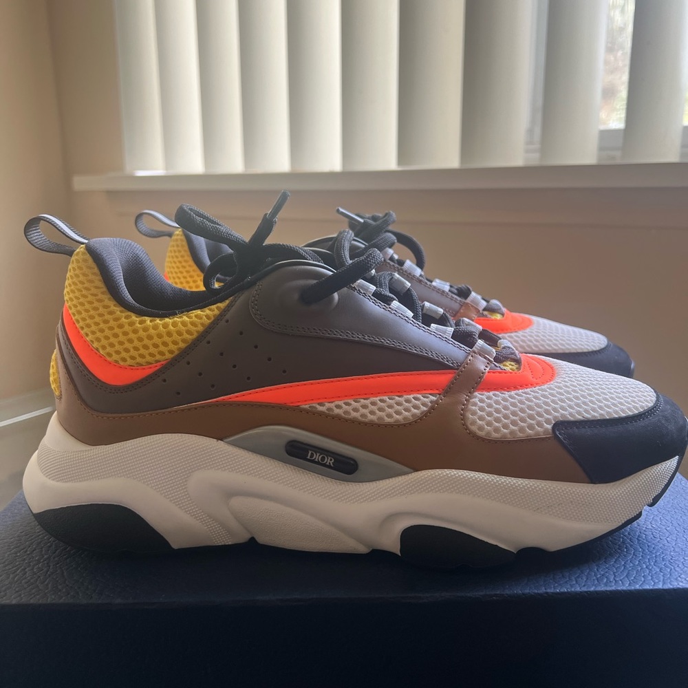Dior B22 size 43